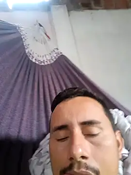 Snapshot of luissilva0071 chatting on February 2025 01:06:01 PM luissilva0071 online show from February 2025 01:06:01 PM