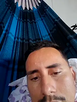 Snapshot of luissilva0071 chatting on March 2025 04:40:02 PM luissilva0071 online show from March 2025 04:40:02 PM