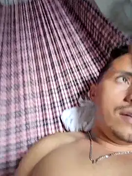 Snapshot of luissilva0071 chatting on March 2025 04:09:01 PM luissilva0071 online show from March 2025 04:09:01 PM
