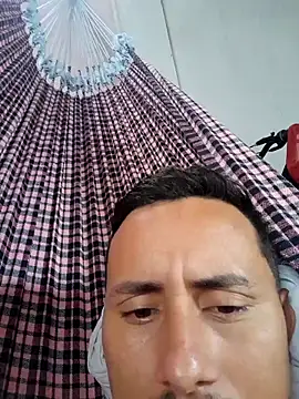Snapshot of luissilva0071 chatting on March 2025 05:04:02 PM luissilva0071 online show from March 2025 05:04:02 PM