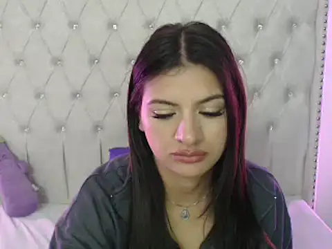 Snapshot of Abril_Squirt chatting on February 2025 10:12:02 AM Abril Squirt online show from February 2025 10:12:02 AM