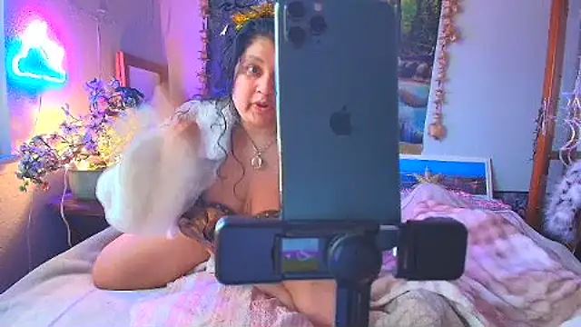 Snapshot of MelanieFawker chatting on January 2025 06:41:02 PM MelanieFawker online show from January 2025 06:41:02 PM