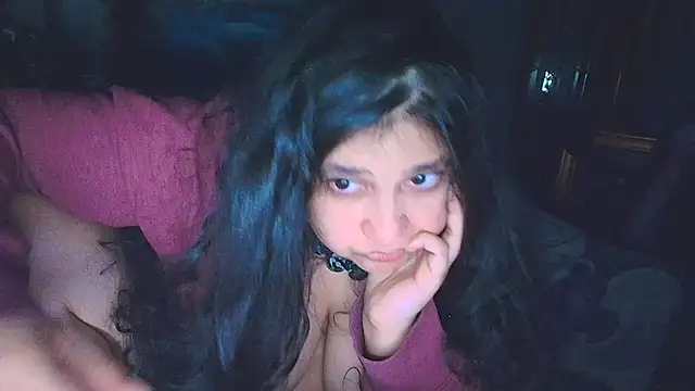 Snapshot of MelanieFawker chatting on January 2025 03:58:02 AM MelanieFawker online show from January 2025 03:58:02 AM