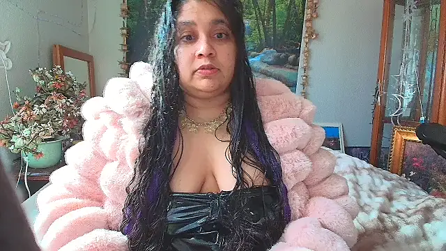 Snapshot of MelanieFawker chatting on March 2025 05:11:02 PM MelanieFawker online show from March 2025 05:11:02 PM