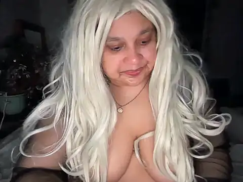 Snapshot of MelanieFawker chatting on September 2025 02:57:02 AM MelanieFawker online show from September 2025 02:57:02 AM