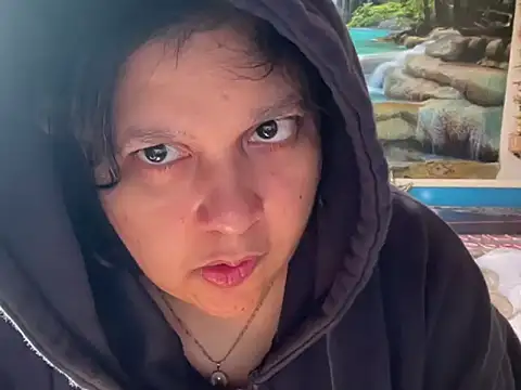 Snapshot of MelanieFawker chatting on September 2025 05:18:02 PM MelanieFawker online show from September 2025 05:18:02 PM