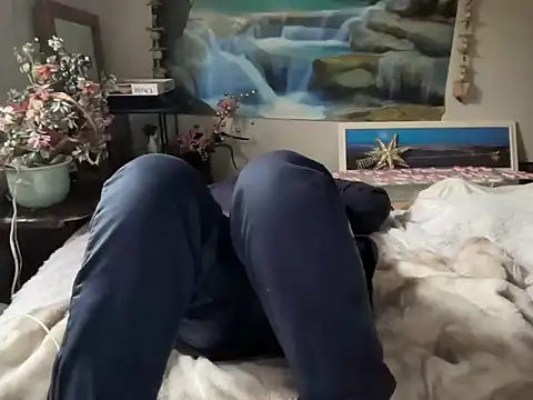 Snapshot of MelanieFawker chatting on October 2025 03:07:01 PM MelanieFawker online show from October 2025 03:07:01 PM