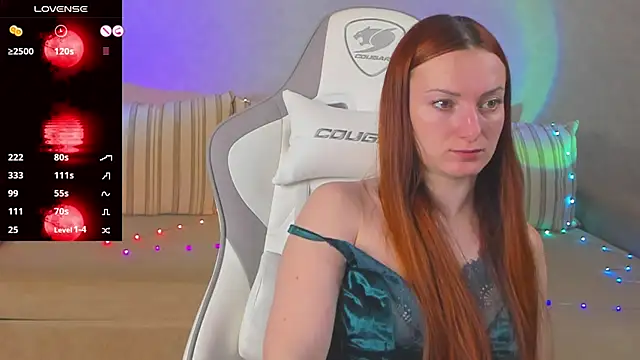 FlamyGold online show from December 2025 01:32:02 AM