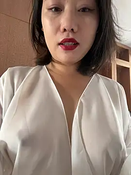 Eliza-E online show from May 2026 05:16:01 AM