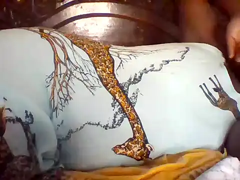 missarpie online show from September 2025 12:21:02 PM