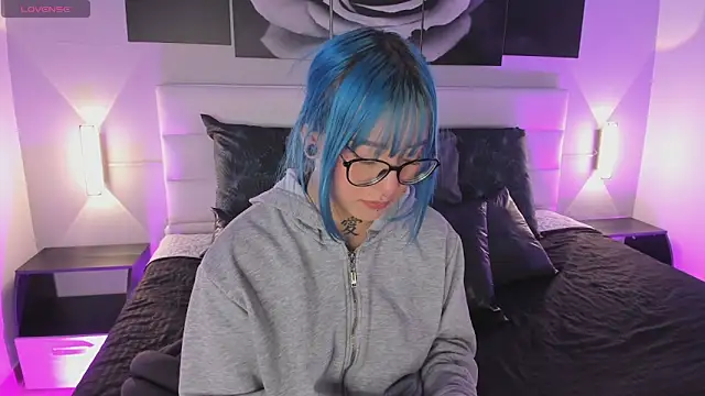 Snapshot of sofi_bakerr chatting on October 2025 11:32:02 AM sofi bakerr online show from October 2025 11:32:02 AM