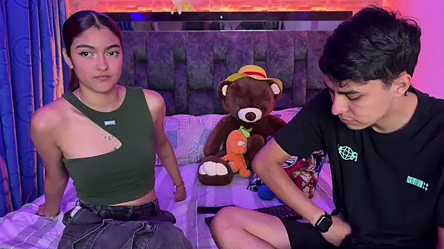 Snapshot of Juva___ chatting on October 2025 10:32:02 PM Juva online show from October 2025 10:32:02 PM