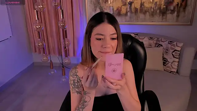 ViolettHansson online show from March 2025 09:37:02 PM