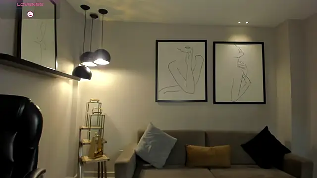 AliceHarper  online show from May 2026 11:12:02 PM