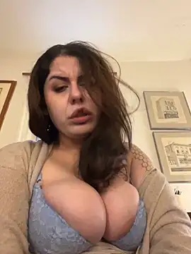 Snapshot of holyeroticss chatting on December 2024 03:50:02 PM holyeroticss online show from December 2024 03:50:02 PM