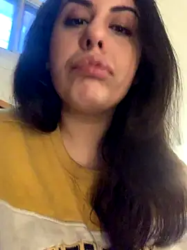 holyeroticss online show from October 2025 09:35:02 PM