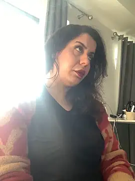 holyeroticss online show from March 2026 09:54:01 PM