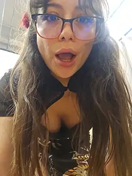 mmmVirginia online show from May 2026 08:38:02 PM