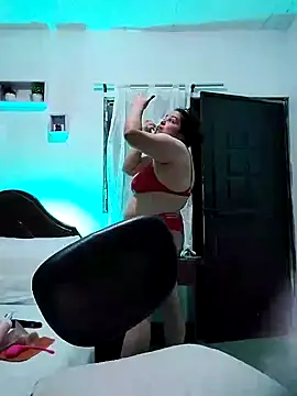 lunanataly online show from January 2025 04:04:01 PM