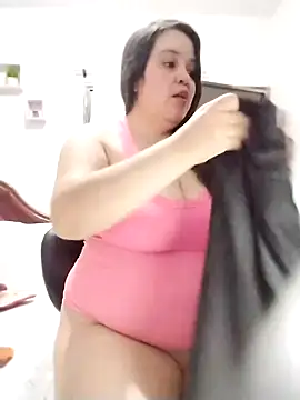 lunanataly online show from February 2025 10:40:01 PM