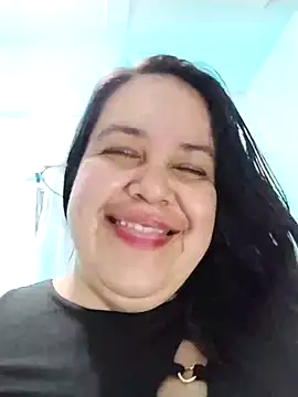 lunanataly online show from February 2025 10:52:02 PM