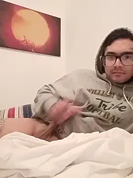 Snapshot of ILLUM1NATE chatting on December 2025 10:35:01 AM ILLUM1NATE online show from December 2025 10:35:01 AM