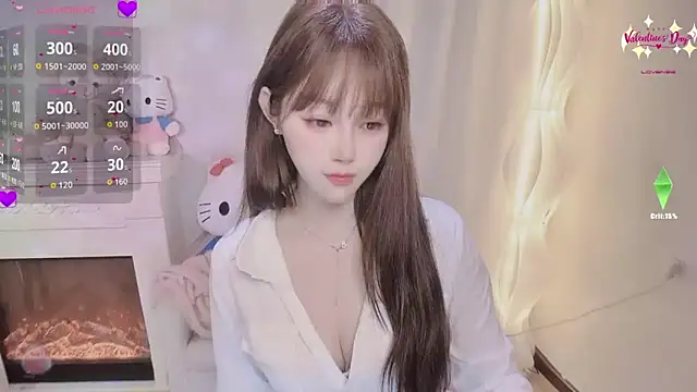 Snapshot of Kiss-18 chatting on December 2025 02:40:02 AM Kiss-18 online show from December 2025 02:40:02 AM