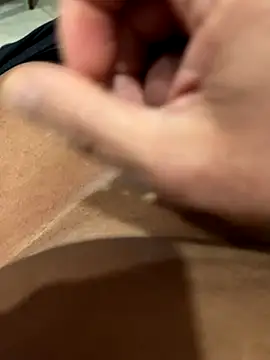 Teloficco online show from November 2025 12:54:02 AM