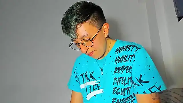 Snapshot of Sexyboy_666 chatting on December 2025 02:06:02 AM Sexyboy 666 online show from December 2025 02:06:02 AM