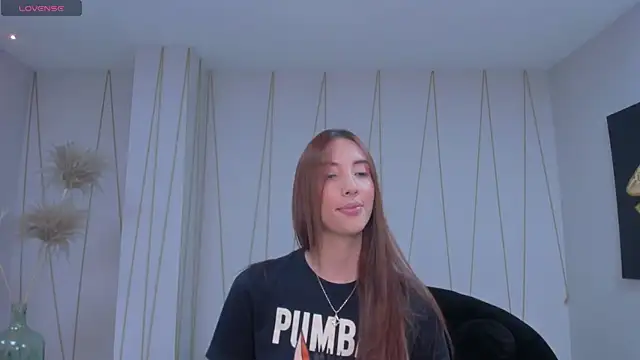 Snapshot of AnaisNin chatting on March 2026 11:17:02 AM AnaisNin online show from March 2026 11:17:02 AM