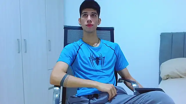 Snapshot of jhony-sex chatting on October 2025 03:39:02 AM jhony-sex online show from October 2025 03:39:02 AM