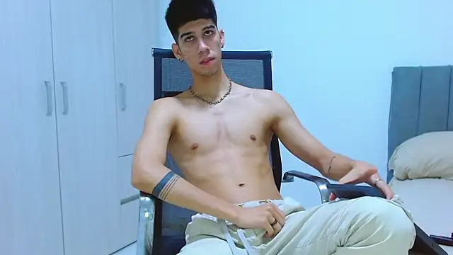 Snapshot of jhony-sex chatting on October 2025 07:30:02 AM jhony-sex online show from October 2025 07:30:02 AM