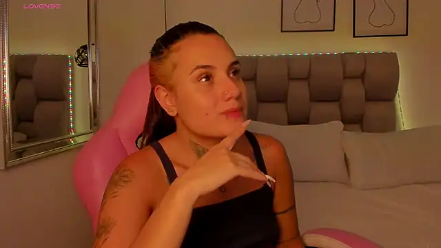 Snapshot of Susan-Sweet-7 chatting on February 2026 08:26:02 PM Susan-Sweet-7 online show from February 2026 08:26:02 PM