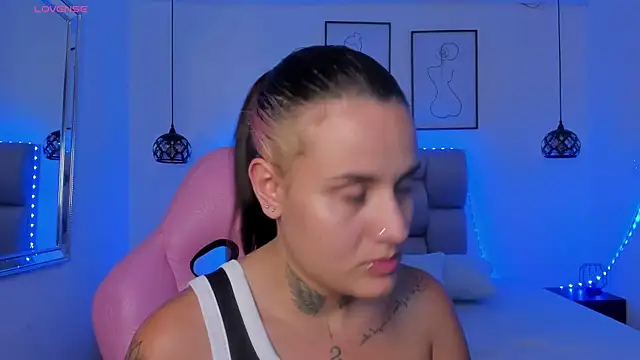 Snapshot of Susan-Sweet-7 chatting on February 2026 08:16:01 PM Susan-Sweet-7 online show from February 2026 08:16:01 PM