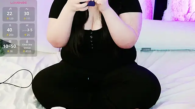 Snapshot of Kara-Nuna chatting on June 2026 12:26:01 AM Kara-Nuna online show from June 2026 12:26:01 AM