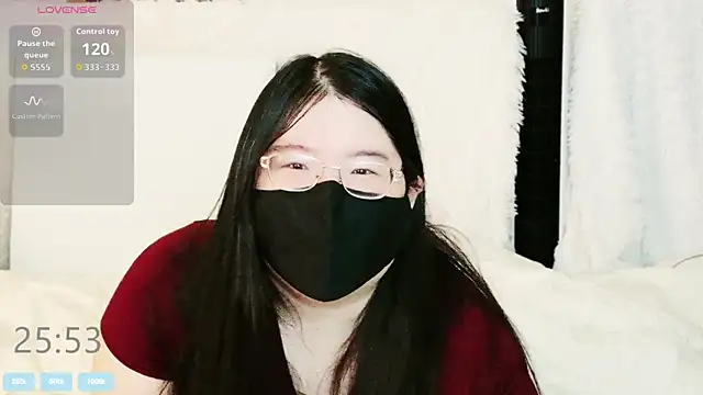 Snapshot of Kara-Nuna chatting on July 2026 01:56:01 AM Kara-Nuna online show from July 2026 01:56:01 AM