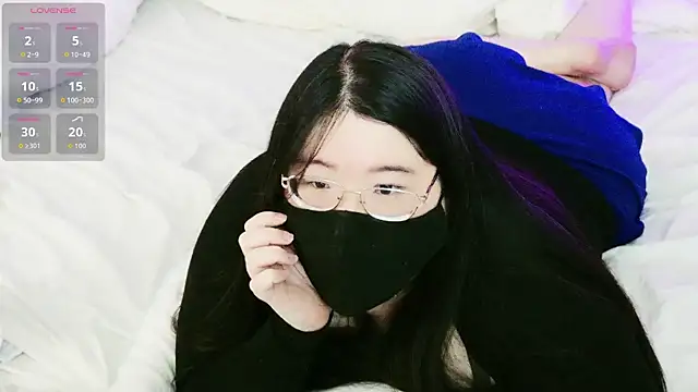 Snapshot of Kara-Nuna chatting on August 2026 01:38:01 AM Kara-Nuna online show from August 2026 01:38:01 AM