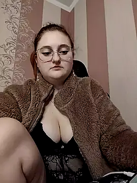 WhiteBellaX online show from February 2026 07:02:01 AM