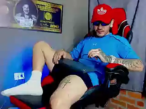 Snapshot of smoker445 chatting on February 2025 08:46:01 AM smoker445 online show from February 2025 08:46:01 AM