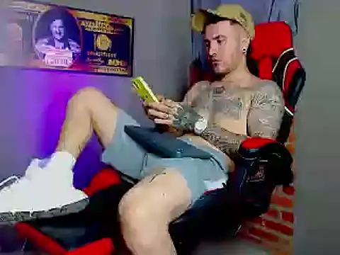 Snapshot of smoker445 chatting on February 2025 05:58:01 AM smoker445 online show from February 2025 05:58:01 AM