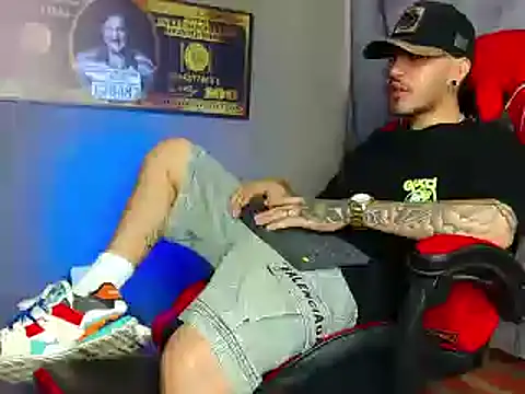 Snapshot of smoker445 chatting on February 2025 11:36:02 AM smoker445 online show from February 2025 11:36:02 AM