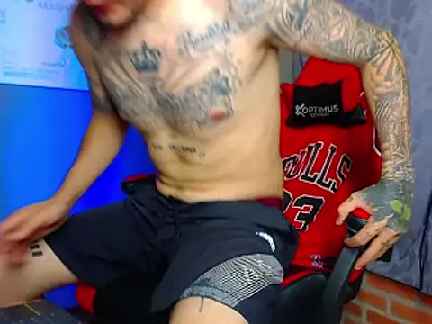 Snapshot of smoker445 chatting on March 2025 05:18:02 AM smoker445 online show from March 2025 05:18:02 AM