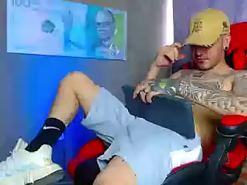 Snapshot of smoker445 chatting on March 2025 04:28:02 PM smoker445 online show from March 2025 04:28:02 PM