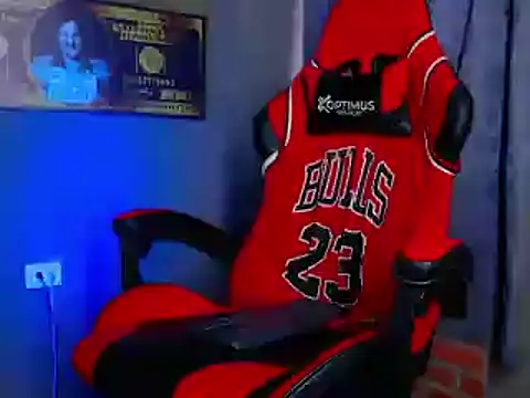 Snapshot of smoker445 chatting on March 2025 10:06:02 PM smoker445 online show from March 2025 10:06:02 PM