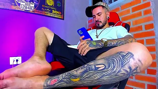 Snapshot of smoker445 chatting on October 2025 07:20:01 AM smoker445 online show from October 2025 07:20:01 AM