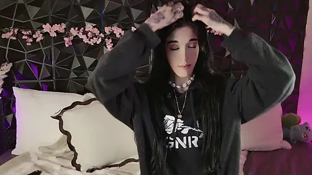 Finibondi online show from October 2025 05:35:02 AM