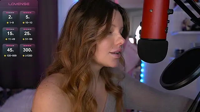 Your Sweet Julia online show from January 2025 07:11:01 AM