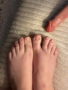 Leanaa Jolly online show from February 2026 07:23:01 PM