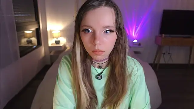 Ayra Lust online show from June 2026 05:46:01 PM