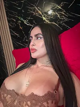 Alexandra duque online show from April 2026 09:05:01 PM